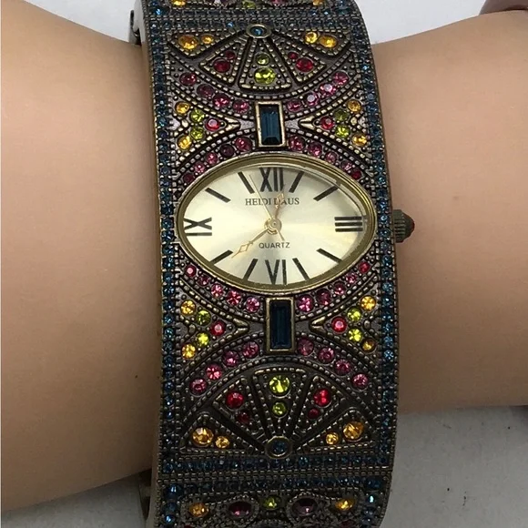 Heidi Daus | Accessories | Heidi Daus Swarovski Crystal  display picture 2
